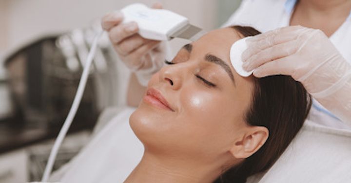 Beauty Services Trend Guide: What's Hot Right Now in the World of Self-Care